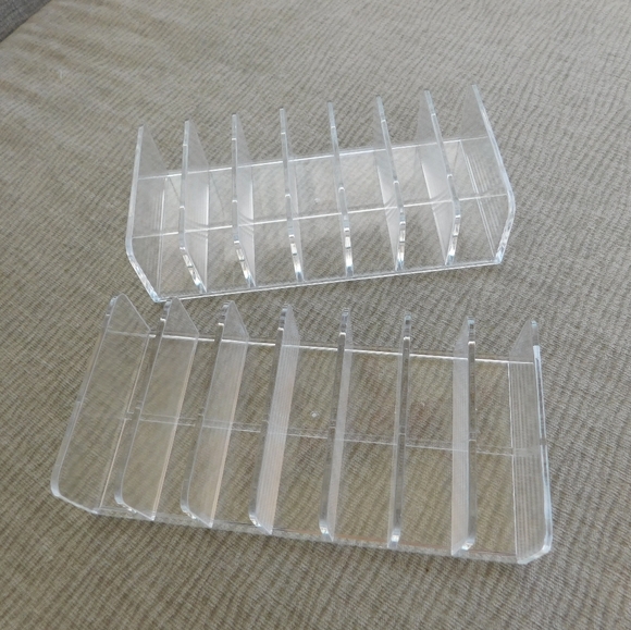 Acrylic Make Up Palette Organizer - Picture 3 of 5